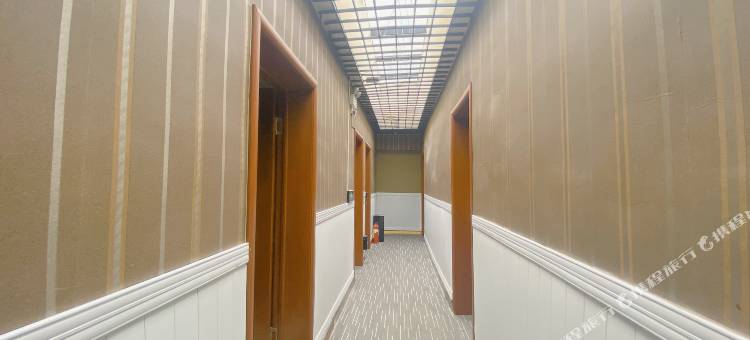 如家华驿精选酒店(三河燕郊大学城方舟广场店)图片