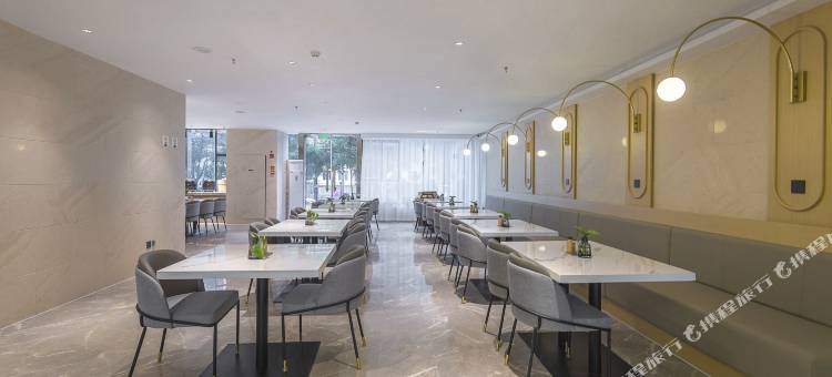 星程酒店(南昌红谷滩绿地双子塔万达广场店)图片