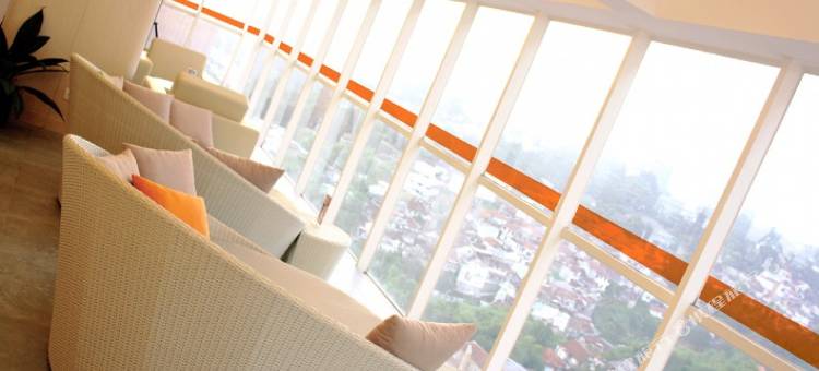万隆茨安布雷伊特哈里斯酒店及会议中心(Harris Hotel & Conventions Ciumbuleuit - Bandung)图片