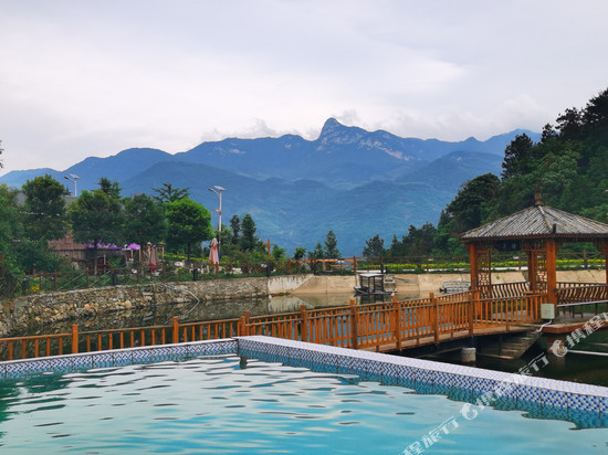 齐家山居民宿(麻城龟峰山景区店)