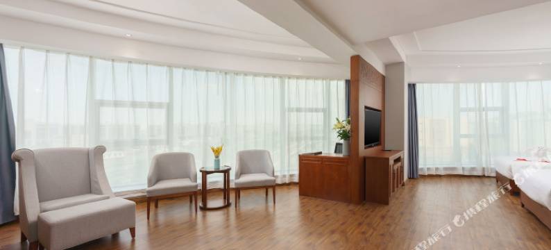 同城银都之茂酒店(乌鲁木齐机场店)图片