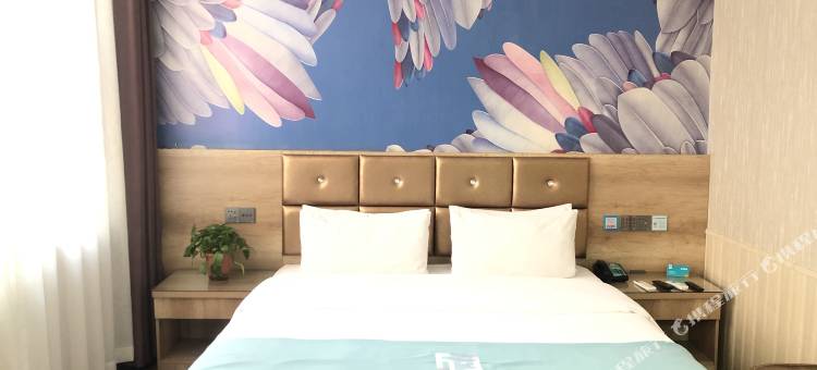 派酒店(洪洞莲花城店)图片