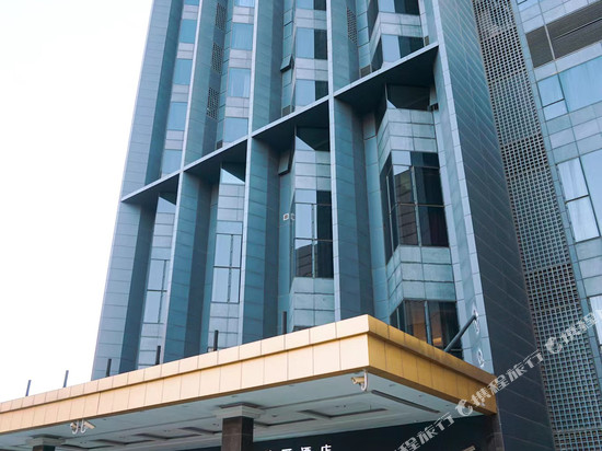 简爱酒店(上海西站地铁站店)