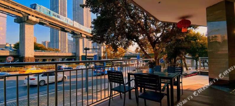 格林东方酒店(重庆万象城谢家湾轻轨站店)图片