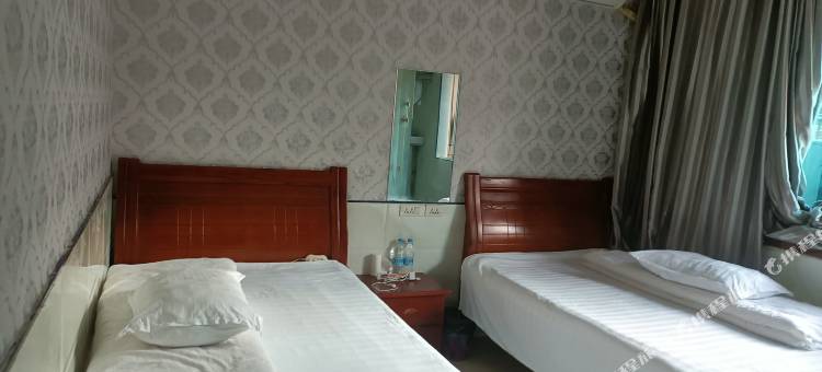 桐梓花秋忠卫旅社图片