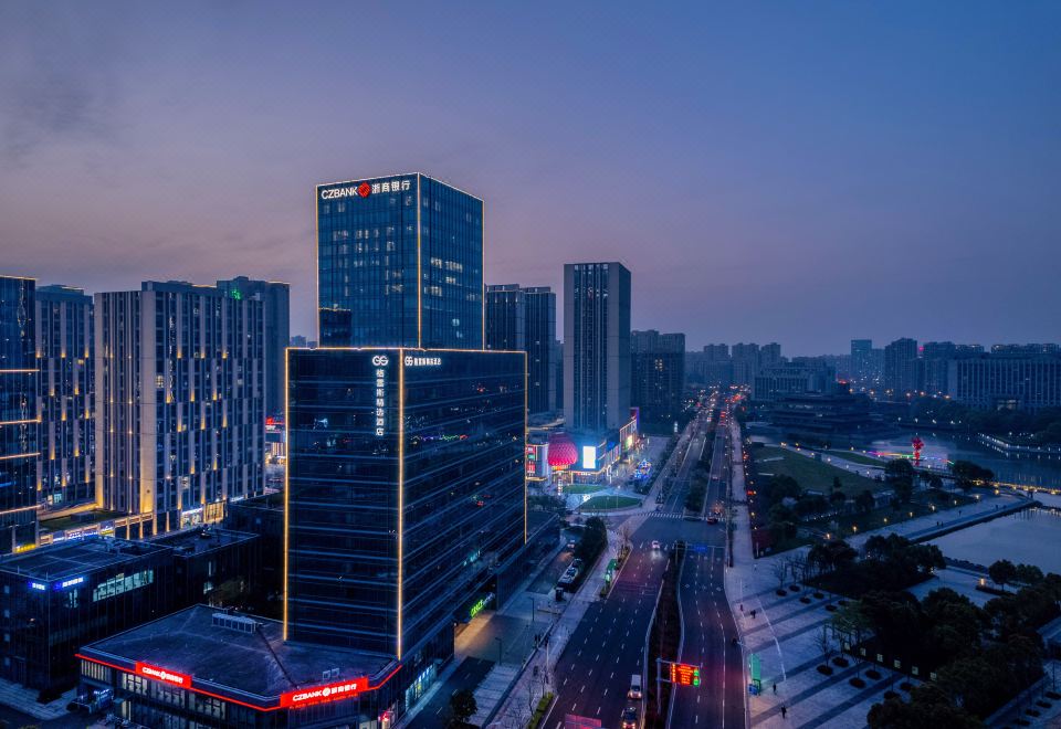 格雷斯精选酒店(宁波高新区会展中心店)外景图
