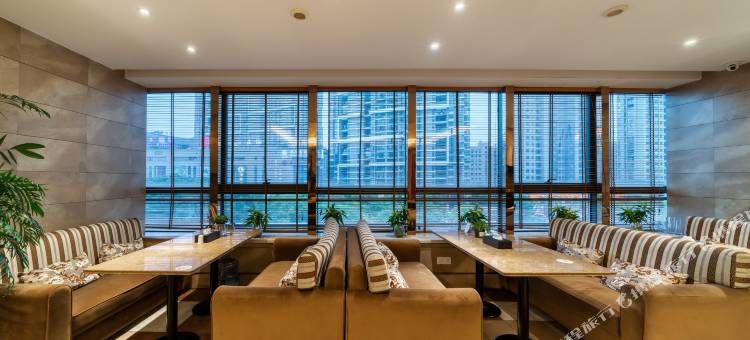 泊美湾酒店(吾悦广场店)图片