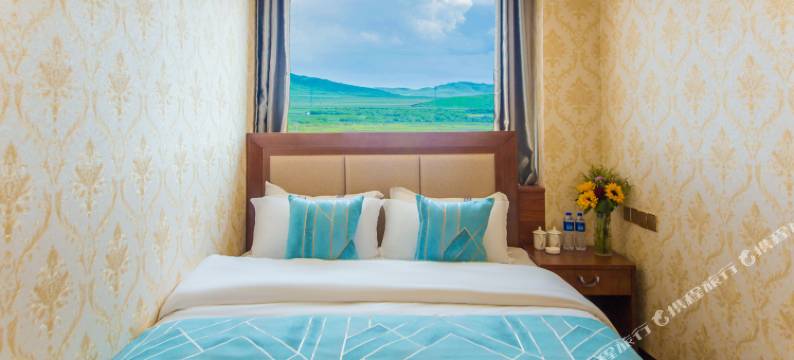 若尔盖宝盈大酒店图片