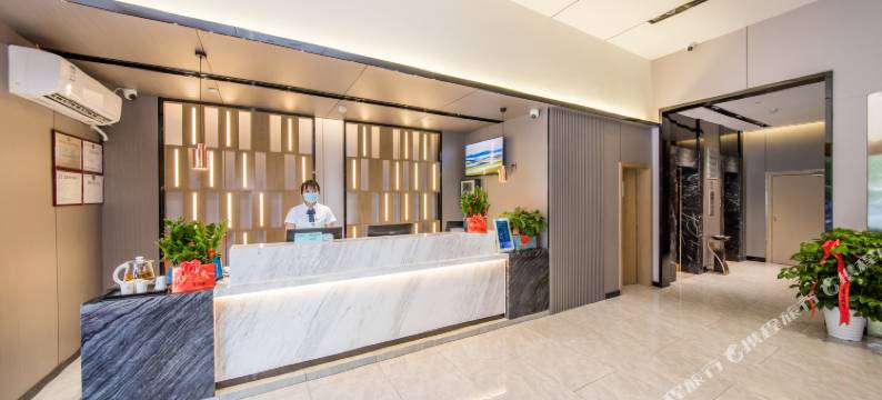 宜尚酒店(长沙岳麓山湖大财院校区店)图片