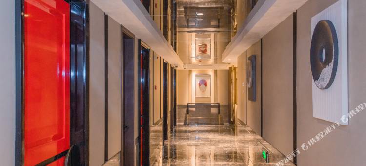 上海虹桥站国家会展中心建国铂萃酒店图片