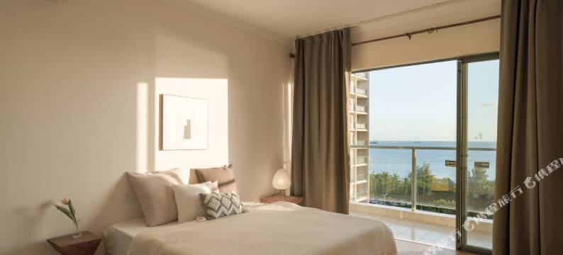 三亚石里民宿(三亚湾椰梦长廊店)图片