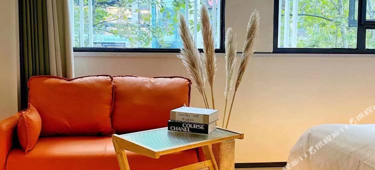 W+智慧酒店(华森时代广场店)图片