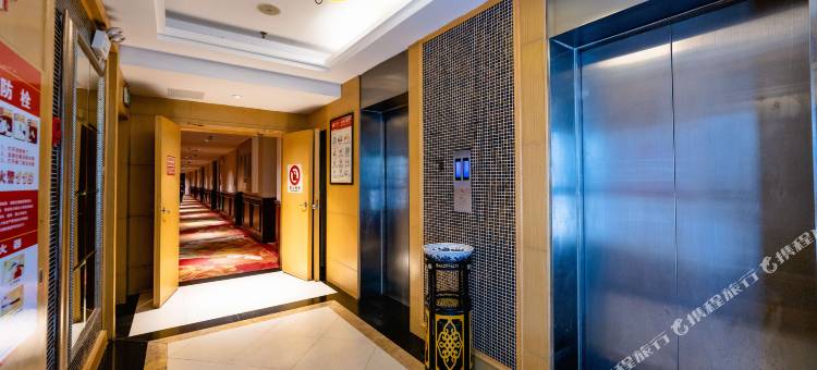 TOWO上品酒店(南昌阳明东路一附院店)图片