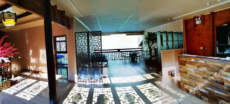 龚滩古镇一方居图片