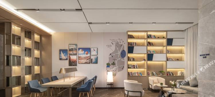 凯里亚德酒店(东方环岛公路店)图片