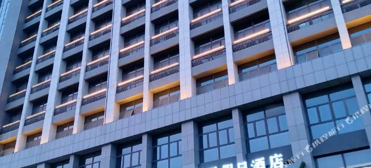 合肥奥菲昕假日酒店(吴山镇百花工业社区店)图片