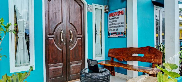 SPOT ON 92169扎赫拉清真寺民宿(Homestay Zahra Syariah Gunung Dempo Mitra RedDoorz)图片