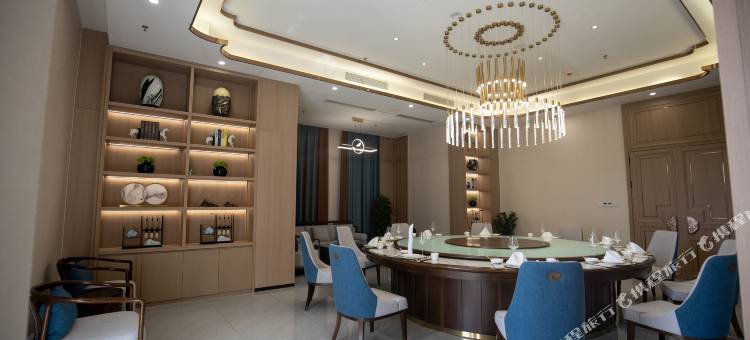 阿拉尔塔河观澜酒店图片