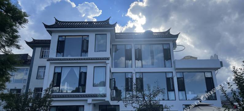 大理MKS摩可沙·七又海景美宿(洱海生态廊道店)图片