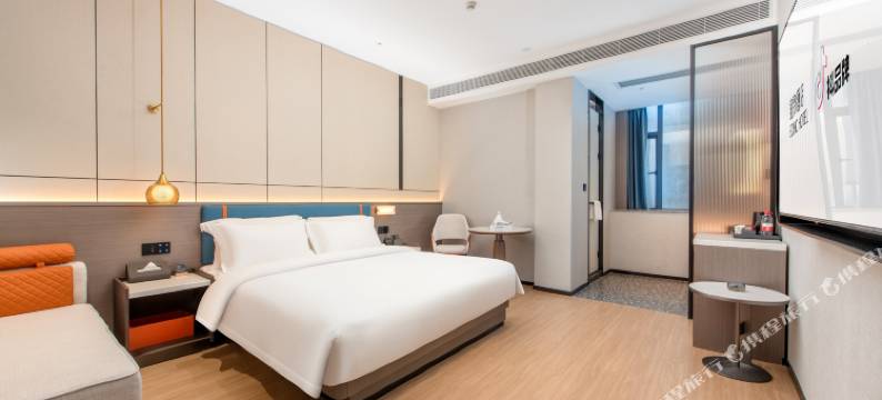 广州东站天平架地铁站宜致美居图片