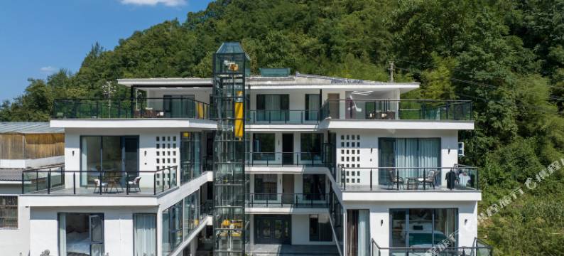 重渡沟花石间轻宿图片