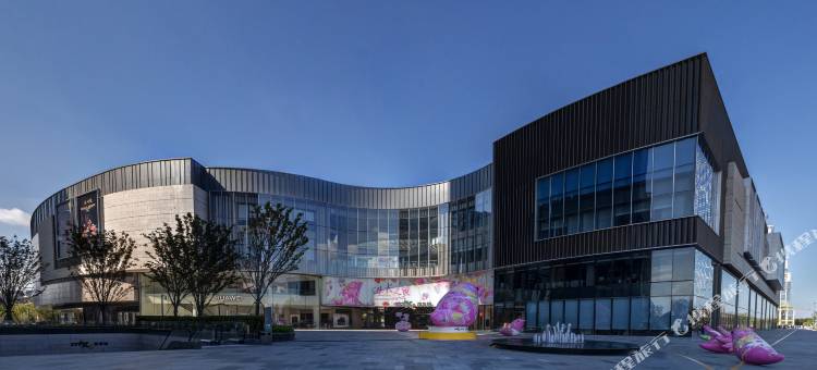 美之宿·高空江景设计师艺术LOFT民宿(南昌之星摩天轮万象城店)图片