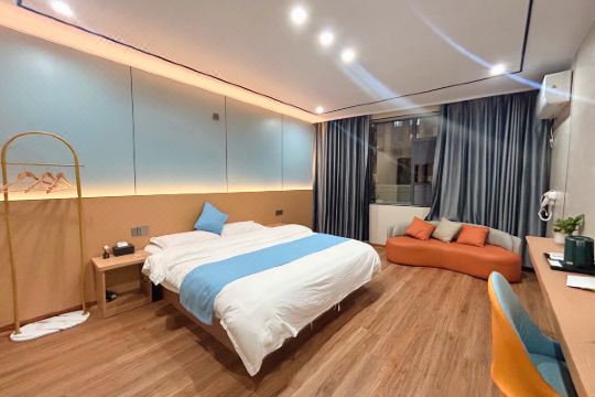 漫悦影院酒店南昌大学第一附属医院东湖院区店