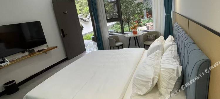 宾川谷语民宿(鸡足山店)图片