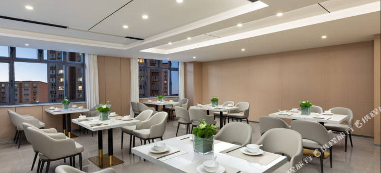 乌鲁木齐米东华美达酒店图片