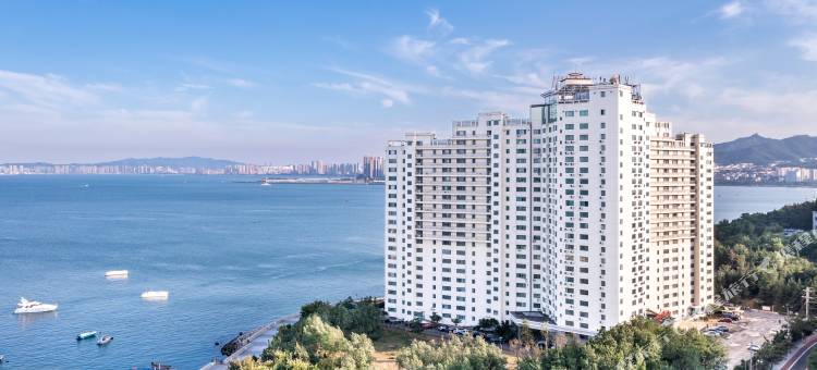 启明假日酒店(威海半月湾沙滩店)图片