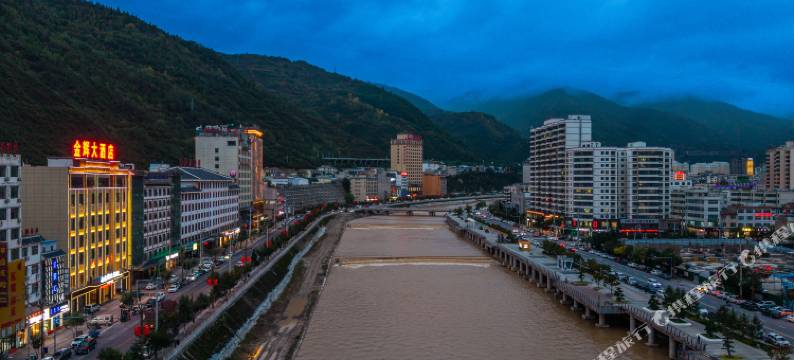 宕昌金辉大酒店图片