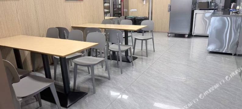 馨悦时光公寓(广州太古汇岗顶地铁站店)图片