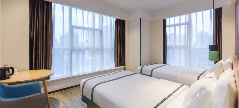 城市便捷酒店(重庆南坪工商大学轻轨站店)图片