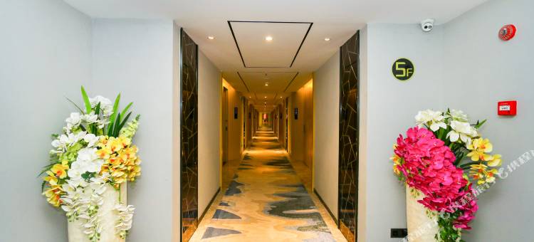 欧斯卡国际酒店(东莞黄江大道宝湖店)图片