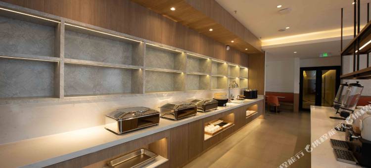 汉庭优佳酒店(西宁火车站八一路店)图片