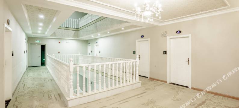 云尚皇朝酒店(广南县汽车客运站妇幼保健院店)图片