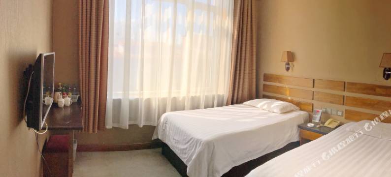 瓦房店唐人商务宾馆图片