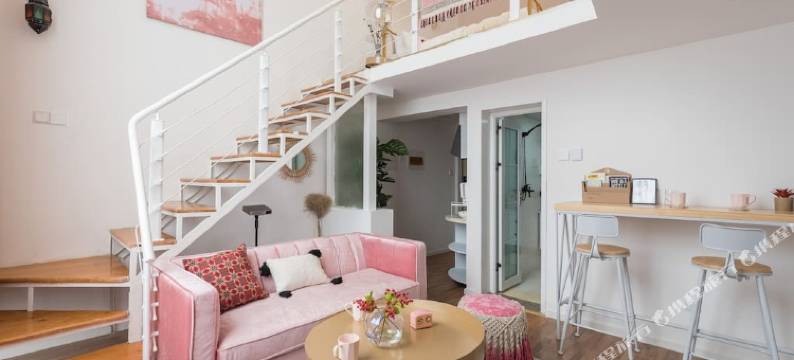 成都闺中密友LOFT公寓图片