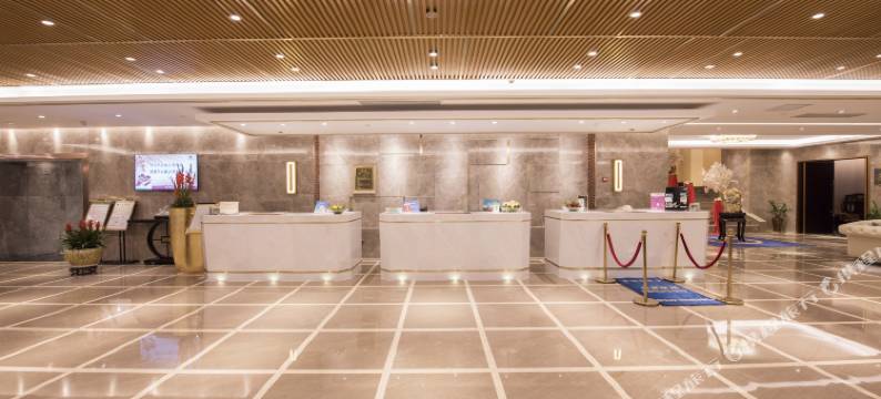 云南华地王朝大酒店图片