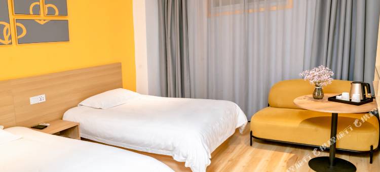 布丁严选酒店(南京鼓楼玄武湖玄武门地铁站店)图片