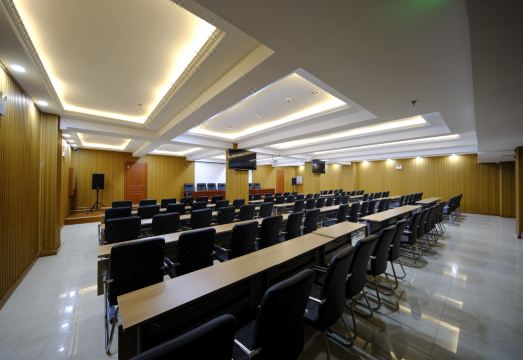 Jinjiang City Hotel Tuquan Hotel Overview