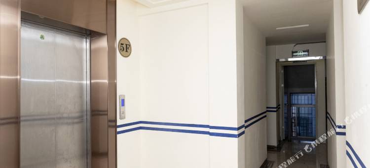 主题公寓(深圳会展中心岗厦地铁站店)图片