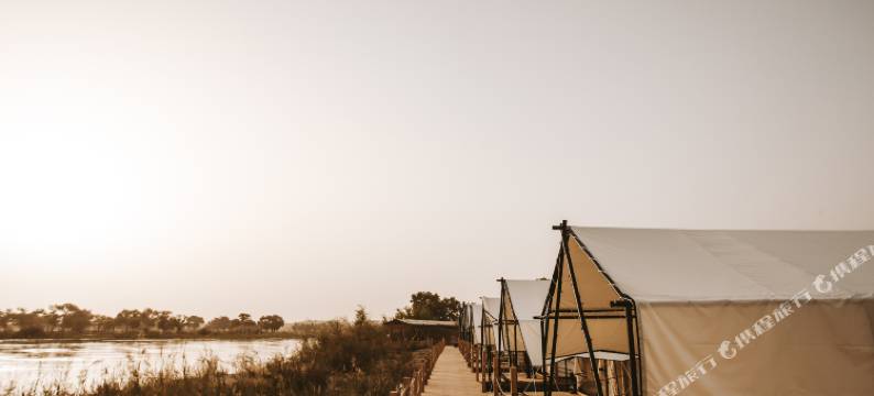 尉犁君徠悦澜度假营地图片