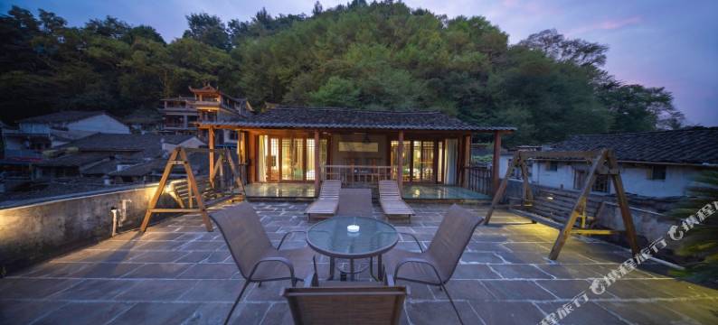 凤凰时光如初见江景客栈图片