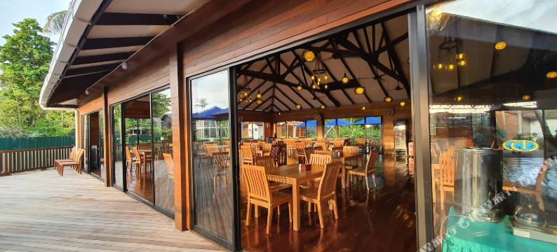 马布岛婆罗洲潜水度假村(Borneo Divers Mabul Resort)图片