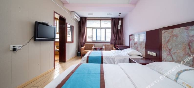 博鑫酒店(汽车西站望城坡地铁站店)图片