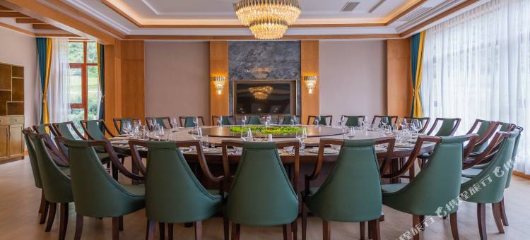 白玛岭温泉康养洒咧城图片