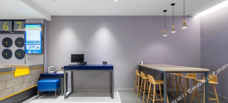 7天酒店(长沙五一广场窑岭湘雅二医院地铁站店)图片