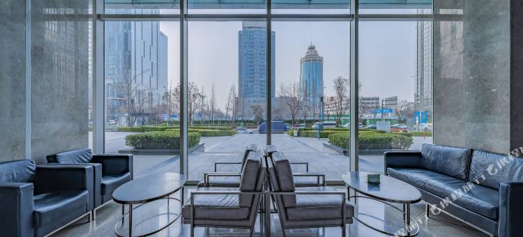 山海云舍海景度假公寓(会展中心石老人海水浴场店)图片