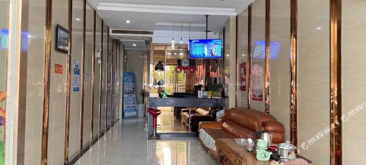 OYO岳阳弘一宾馆图片